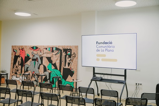 Reserva sala per a reunió a l'espai la Fundació